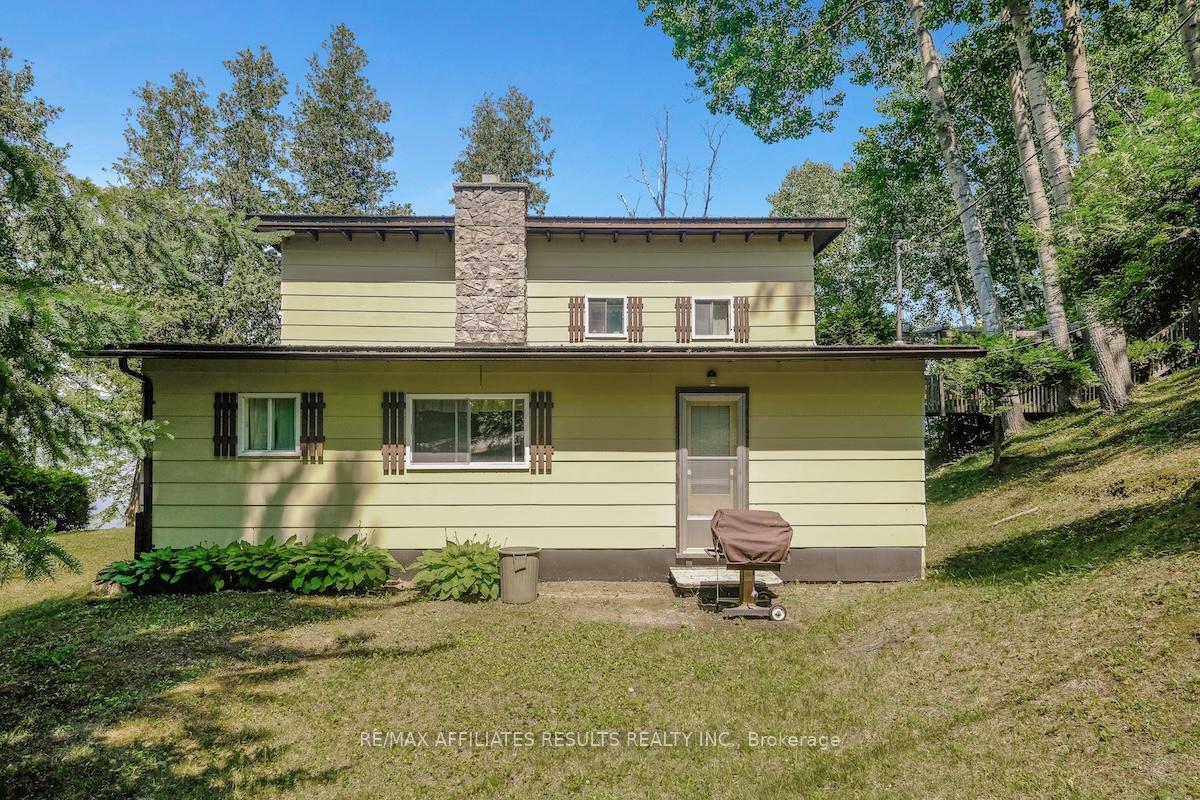 Photo 3 of 2130 B River Road, McNab/Braeside, Mcnab/Braeside Twps — HOMEH