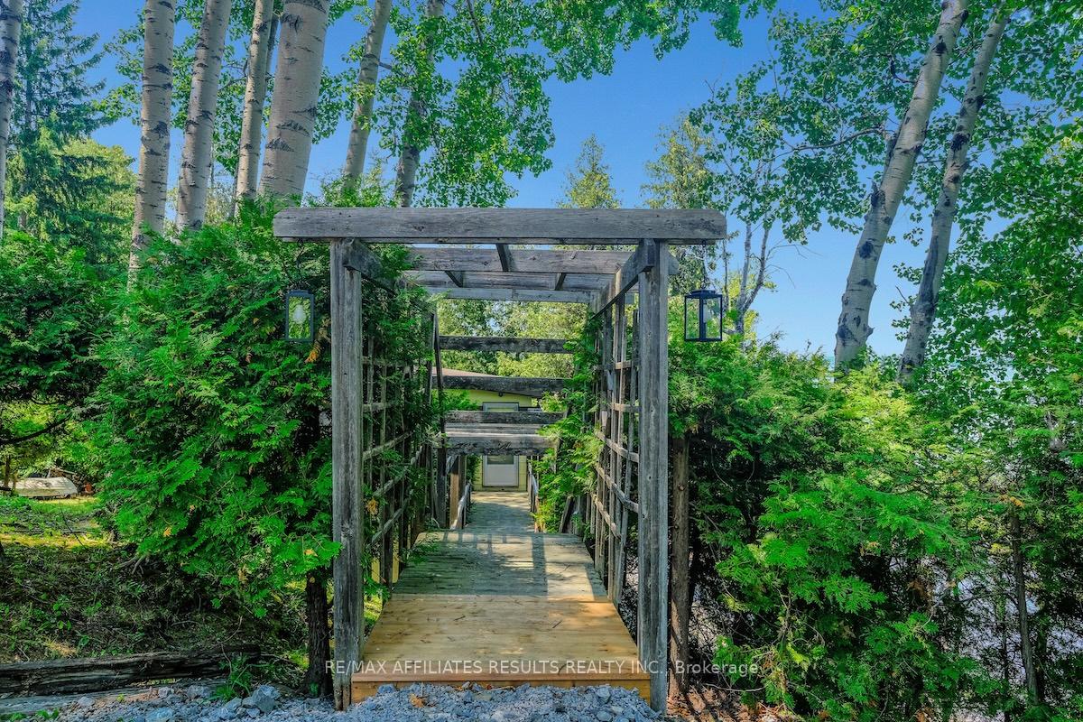 Photo 7 of 2130 B River Road, McNab/Braeside, Mcnab/Braeside Twps — HOMEH