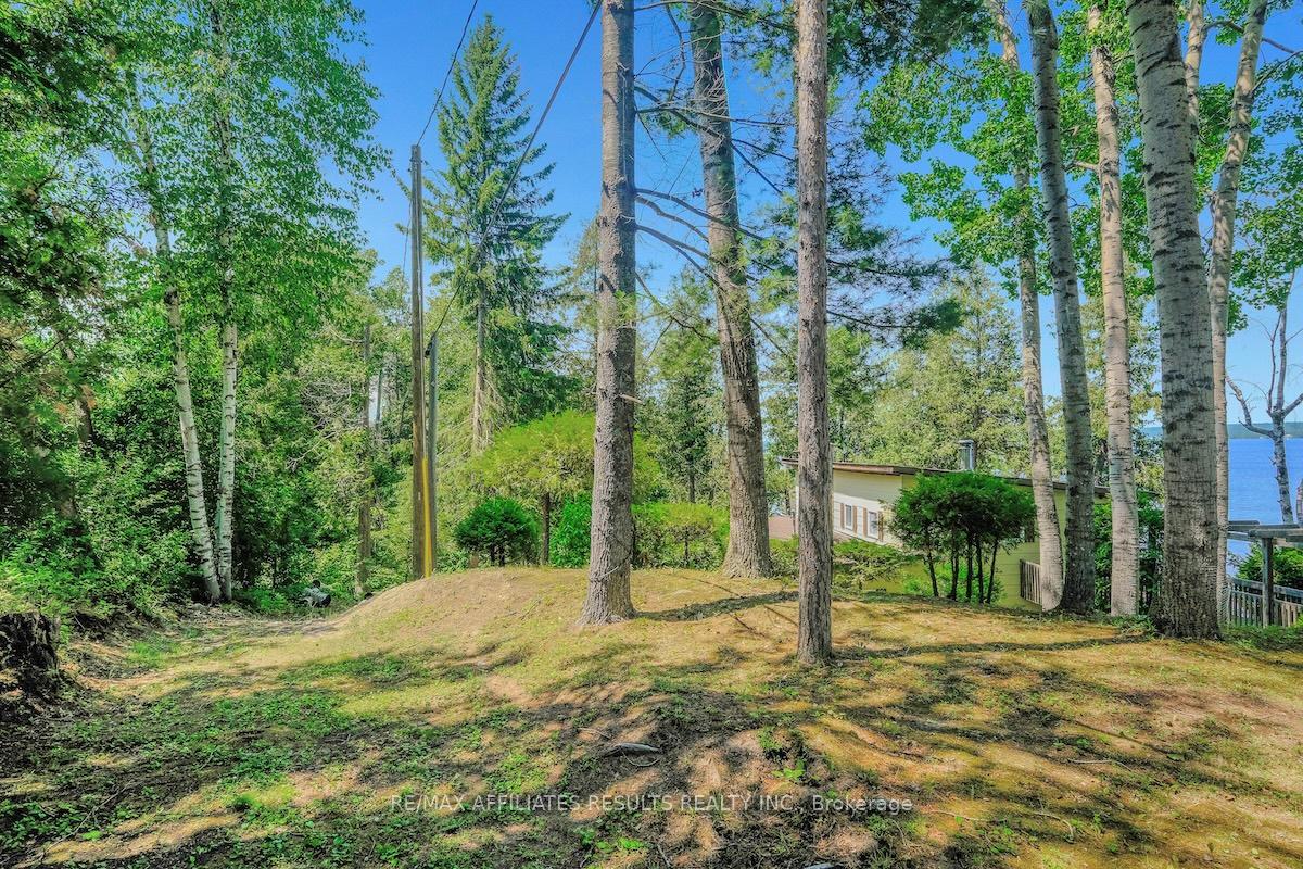 Photo 9 of 2130 B River Road, McNab/Braeside, Mcnab/Braeside Twps — HOMEH