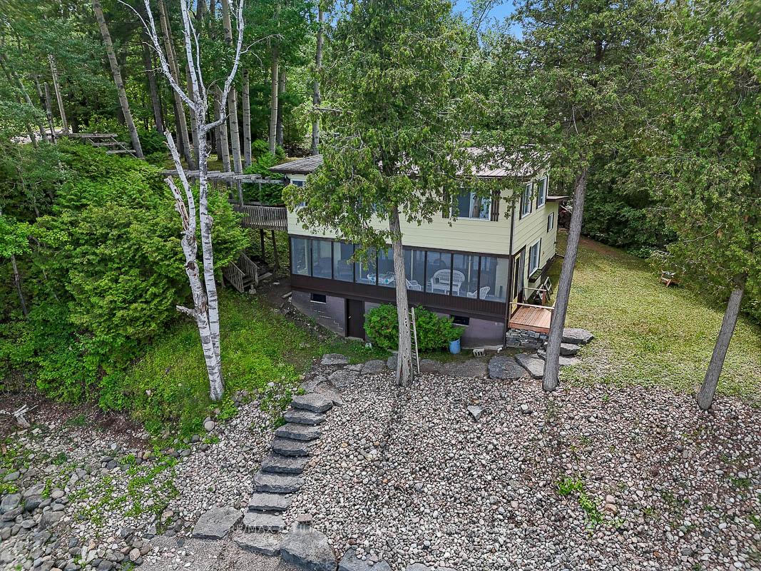 Photo 50 of 2130 B River Road, McNab/Braeside, Mcnab/Braeside Twps — HOMEH