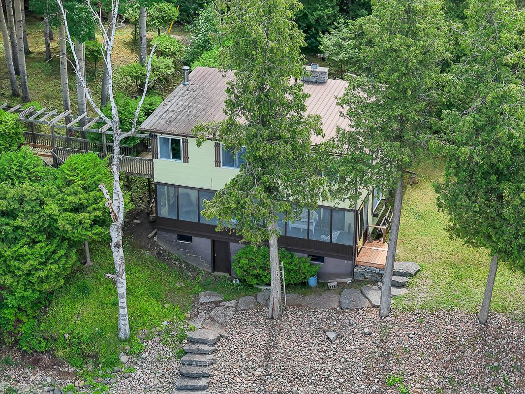 Photo 61 of 2130 B River Road, McNab/Braeside, Mcnab/Braeside Twps — HOMEH