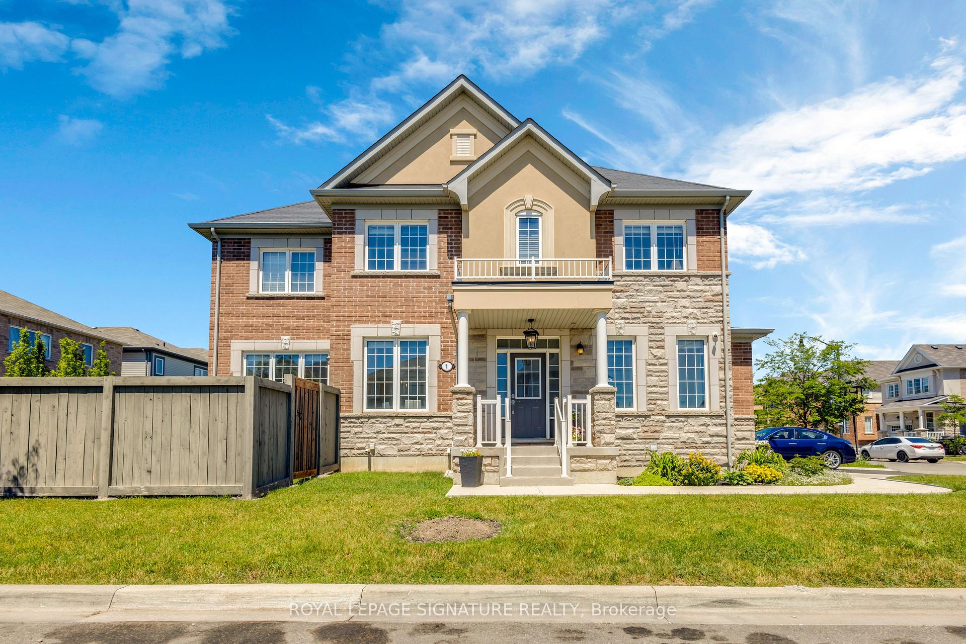 Photo 3 of 1 Ringway Road, Brampton, Northwest Brampton — HOMEH