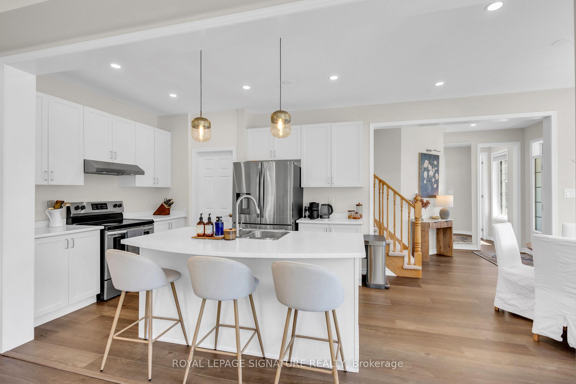 Photo 8 of 1 Ringway Road, Brampton, Northwest Brampton — HOMEH