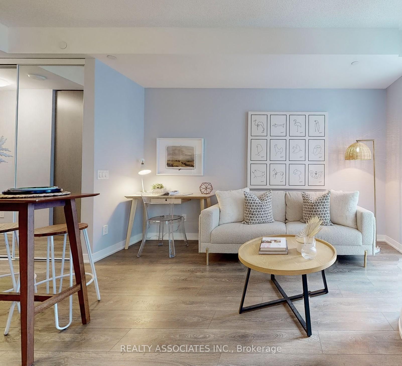 Photo 4 of Unit 2012, 87 Peter Street, Toronto, Waterfront Communities — HOMEH