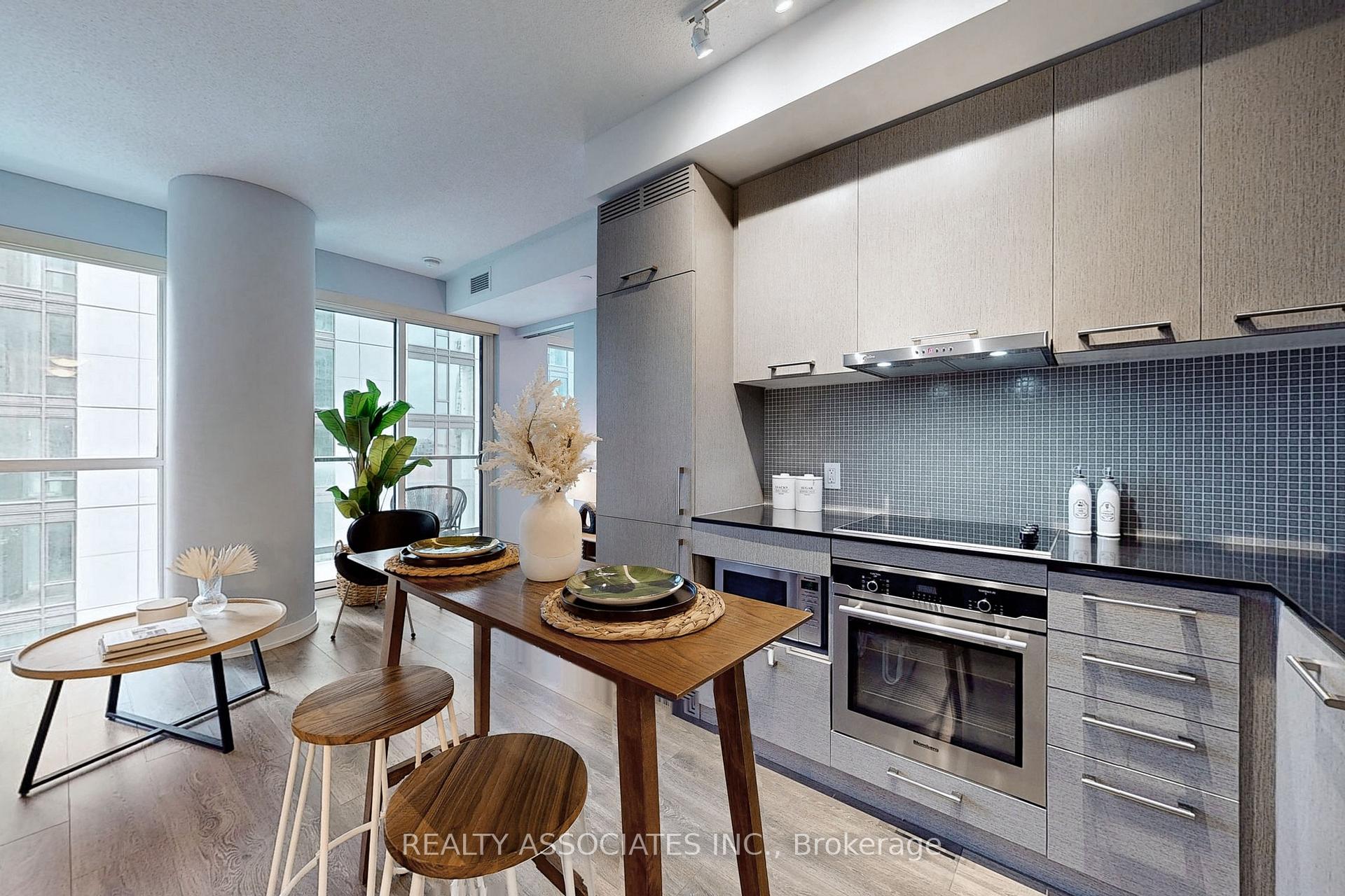 Photo 7 of Unit 2012, 87 Peter Street, Toronto, Waterfront Communities — HOMEH