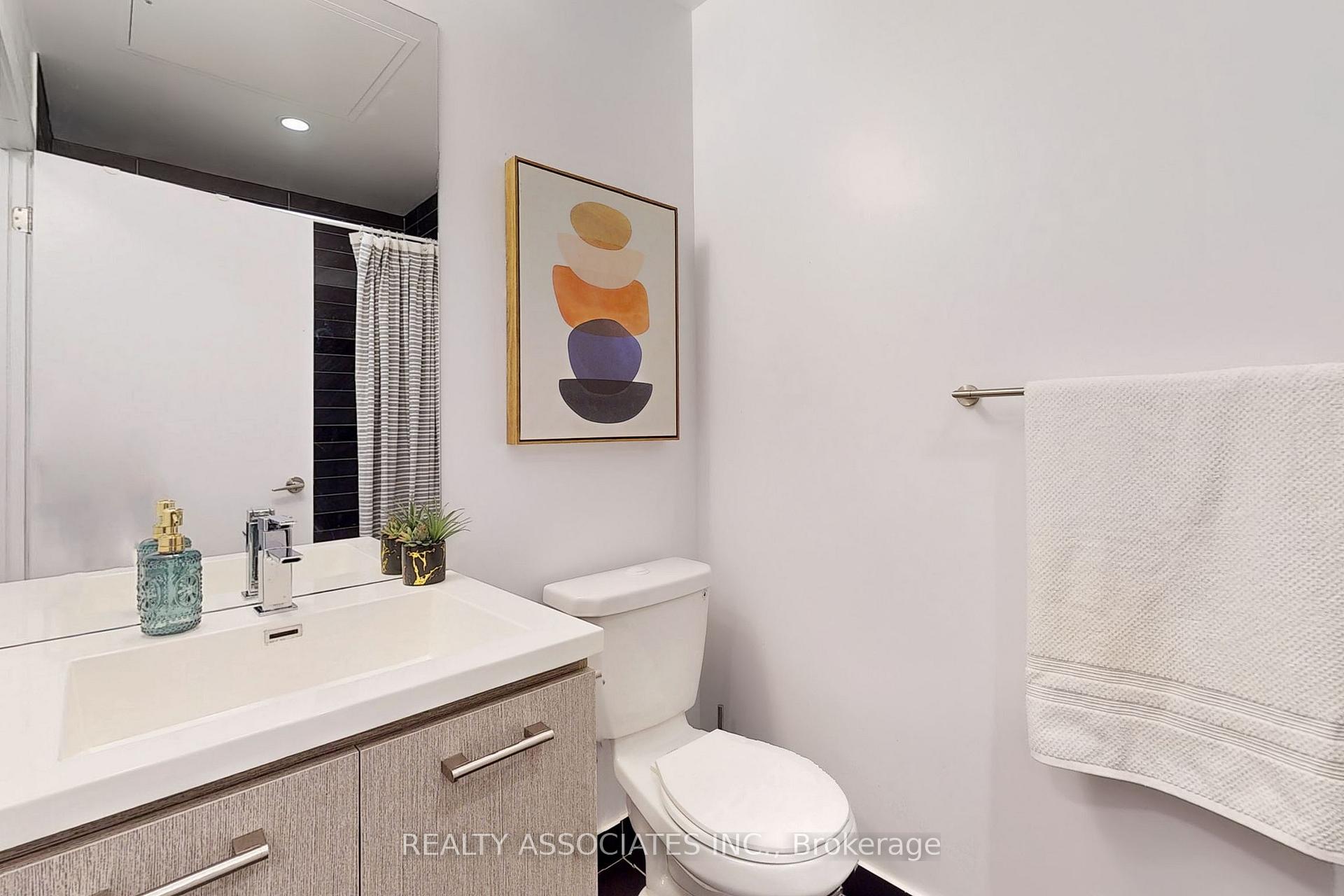 Photo 15 of Unit 2012, 87 Peter Street, Toronto, Waterfront Communities — HOMEH