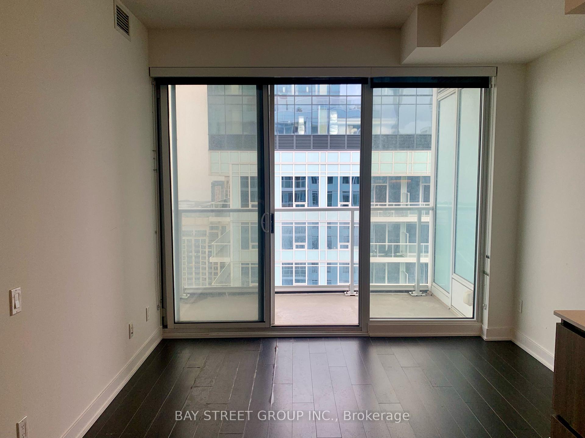 Photo 3 of Unit 4305, 17 Bathurst Street, Toronto, Waterfront Communities — HOMEH