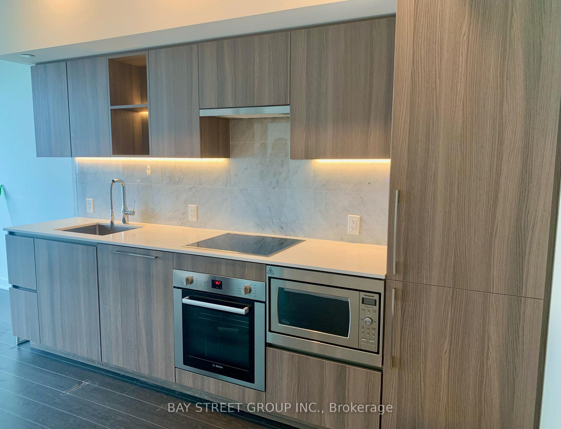 Photo 4 of Unit 4305, 17 Bathurst Street, Toronto, Waterfront Communities — HOMEH