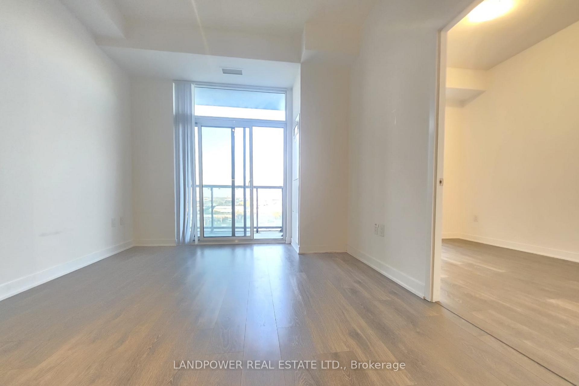 Photo 8 of Unit 1010, 60 Honeycrisp Crescent, Vaughan, Vaughan Corporate Centre — HOMEH