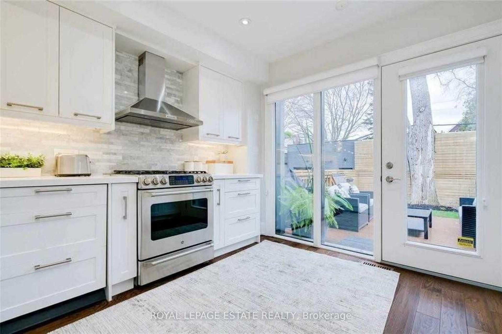 Photo 7 of 10 Kent Road, Toronto, Greenwood-Coxwell — HOMEH