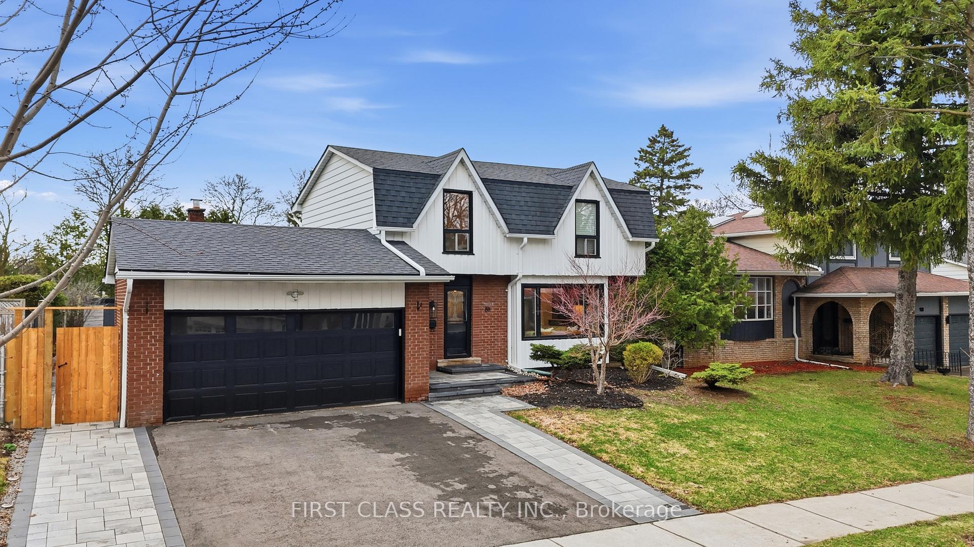 Photo 2 of 88 Dawn Hill Trail, Markham, Bayview Fairway-Bayview Country Club Estates — HOMEH
