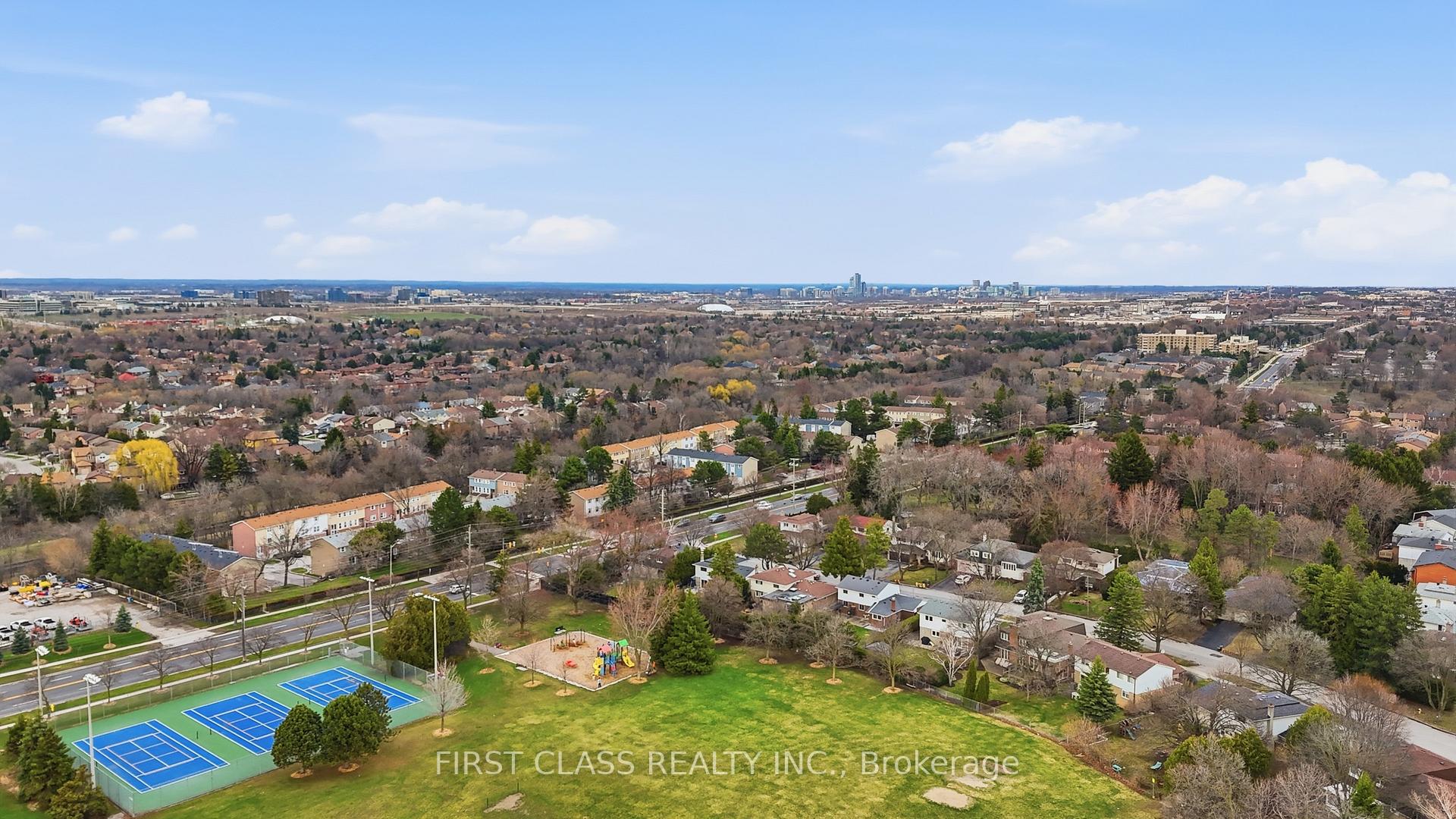 Photo 41 of 88 Dawn Hill Trail, Markham, Bayview Fairway-Bayview Country Club Estates — HOMEH