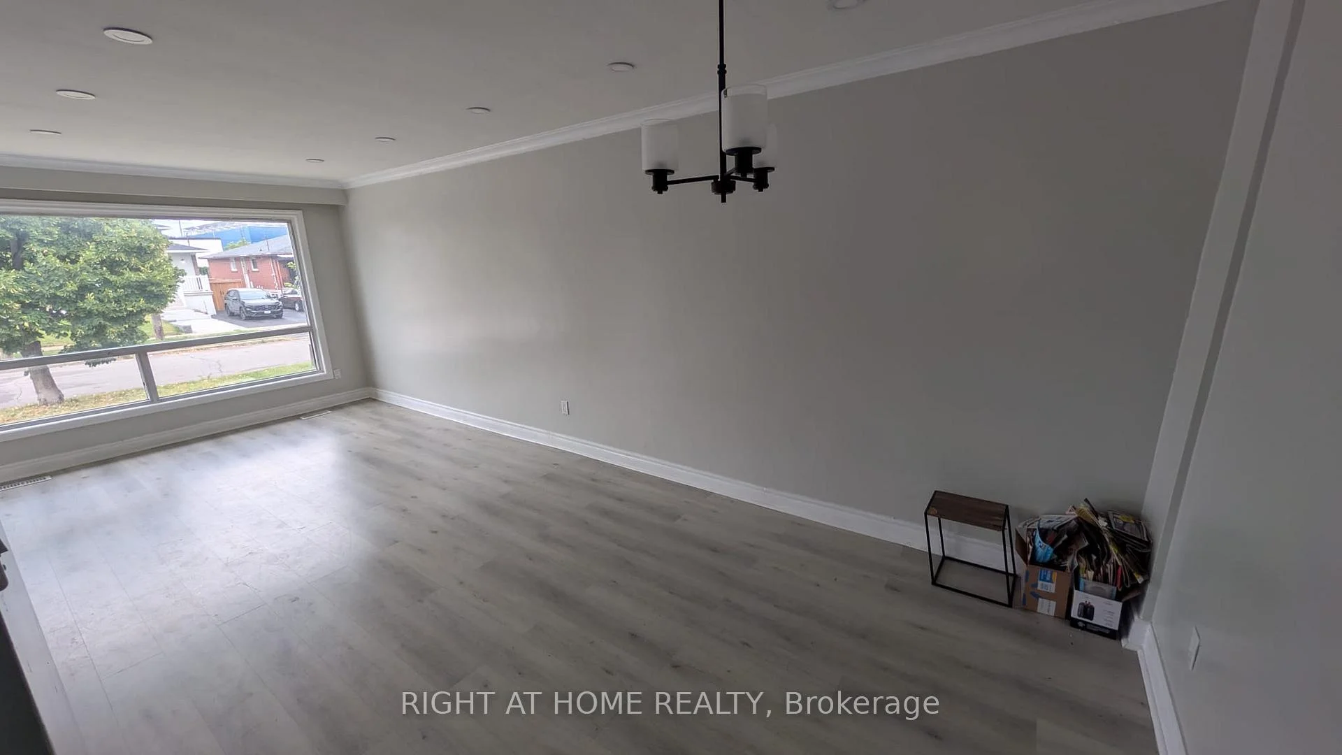 Photo 5 of Unit Main, 68 Elnathan Crescent, North York, Humber Summit — HOMEH