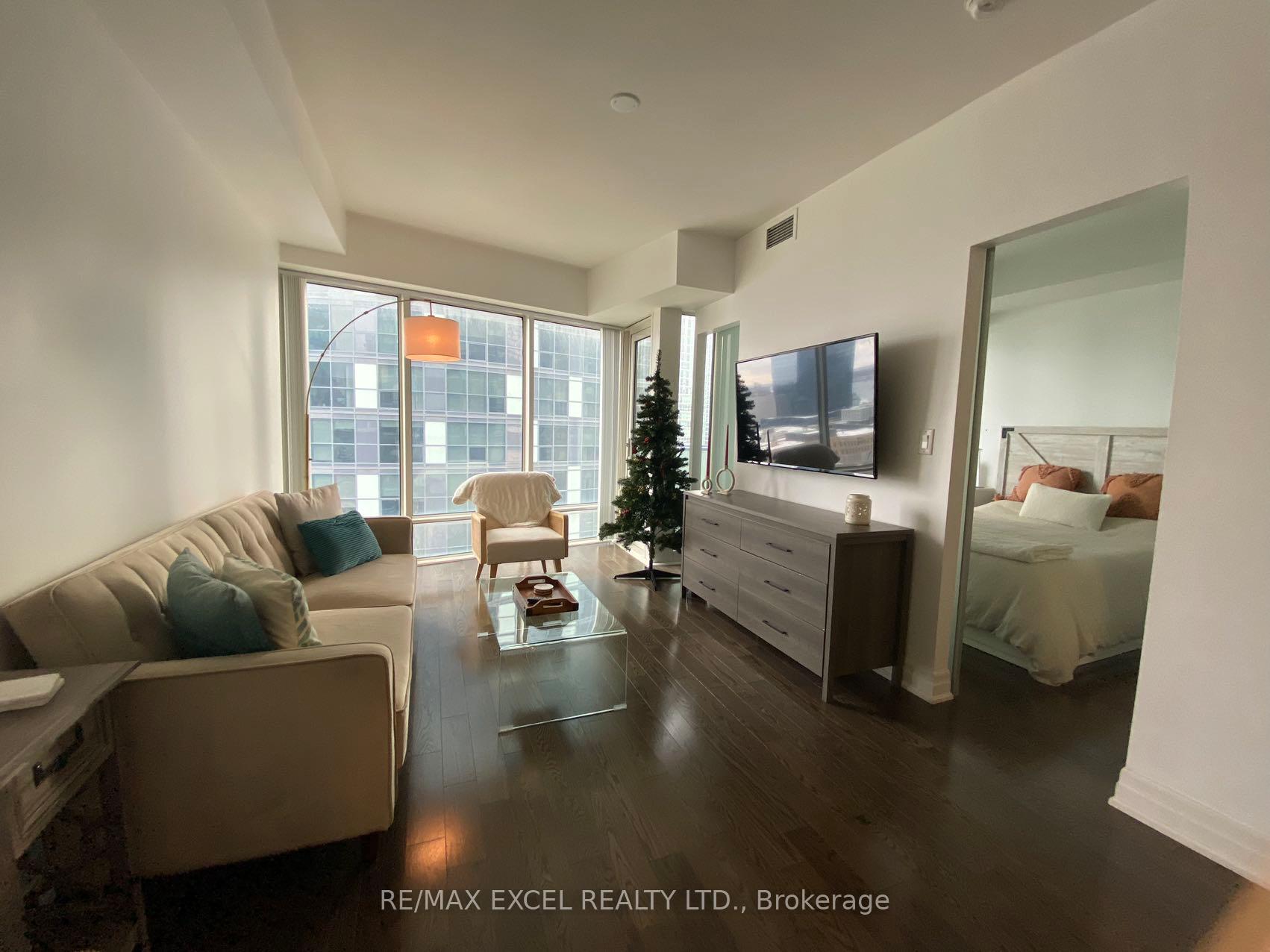 Photo 29 of Unit 1812, 8 The Esplanade, Toronto, Waterfront Communities — HOMEH