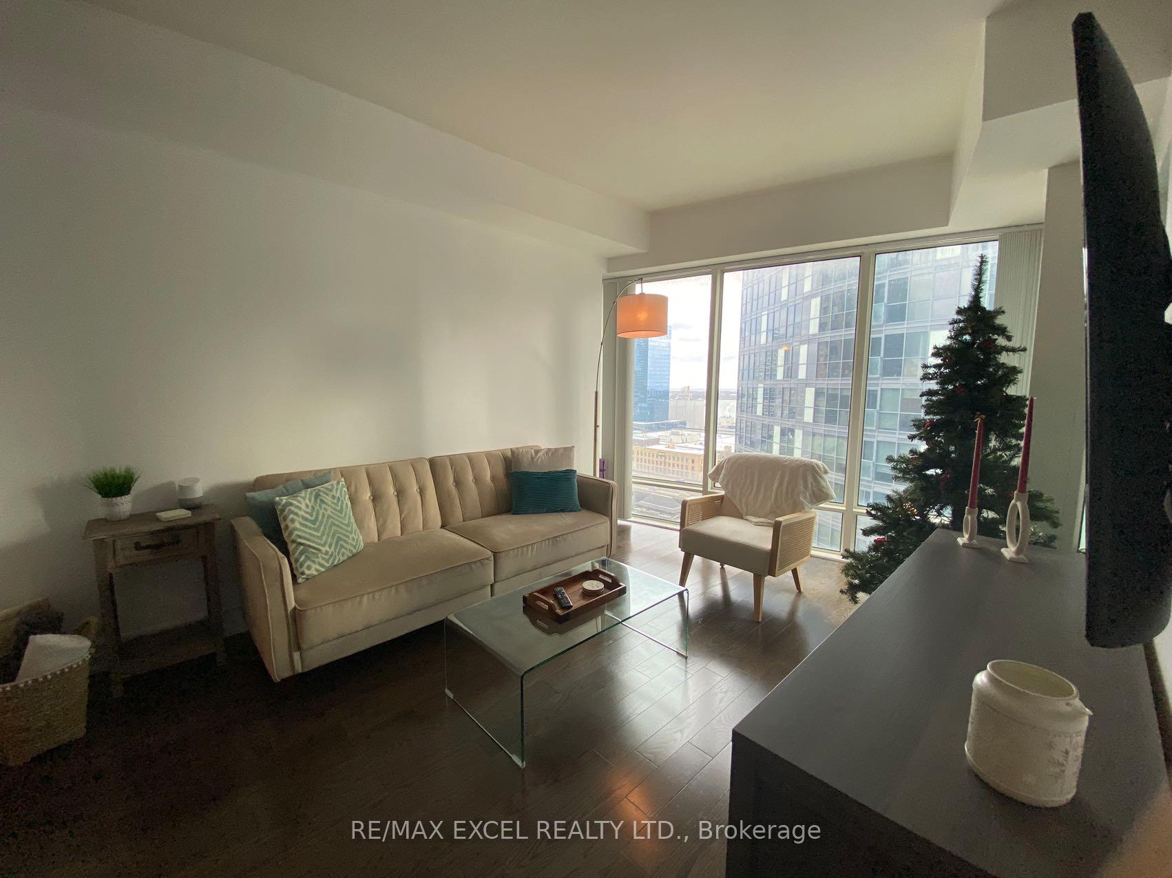 Photo 35 of Unit 1812, 8 The Esplanade, Toronto, Waterfront Communities — HOMEH
