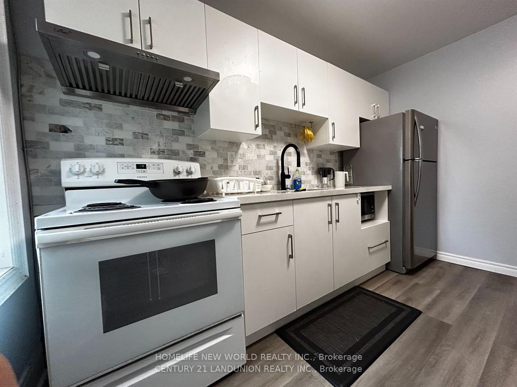 Photo 7 of Unit 2ND RM 1, 46 Arnold Street, Hamilton, Westdale — HOMEH