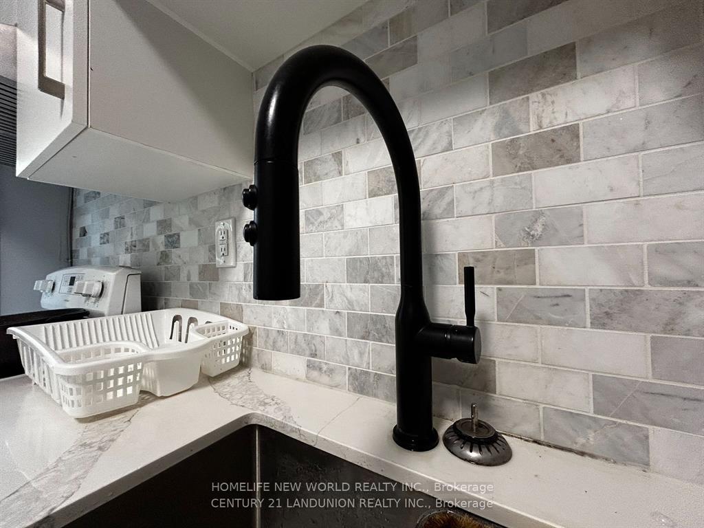 Photo 8 of Unit 2ND RM 1, 46 Arnold Street, Hamilton, Westdale — HOMEH