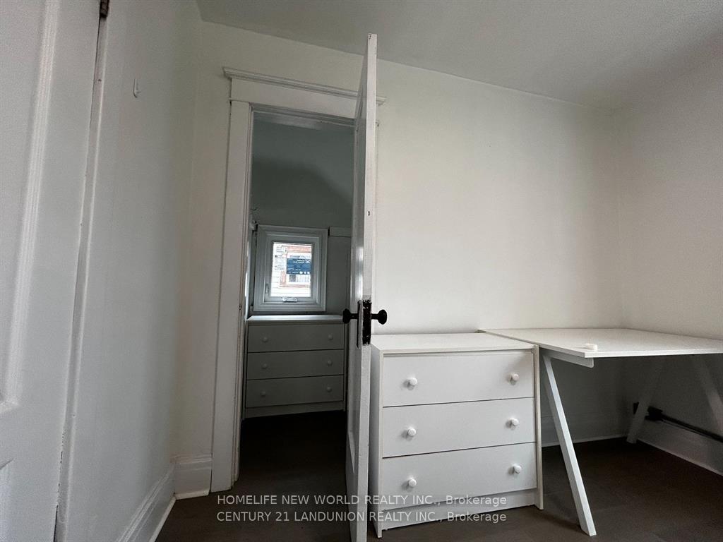Photo 17 of Unit 2ND RM 1, 46 Arnold Street, Hamilton, Westdale — HOMEH