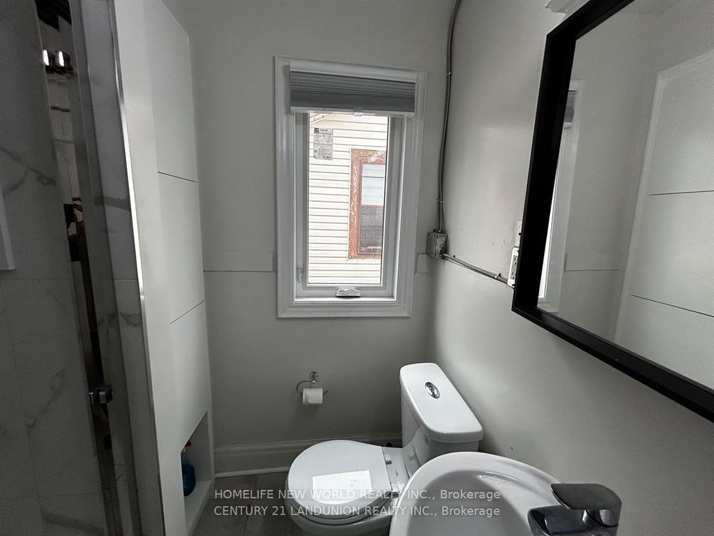 Photo 19 of Unit 2ND RM 1, 46 Arnold Street, Hamilton, Westdale — HOMEH