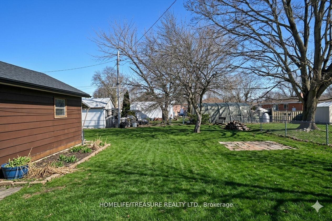 Photo 22 of 19 Brampton Road, Etobicoke, Willowridge-Martingrove-Richview — HOMEH