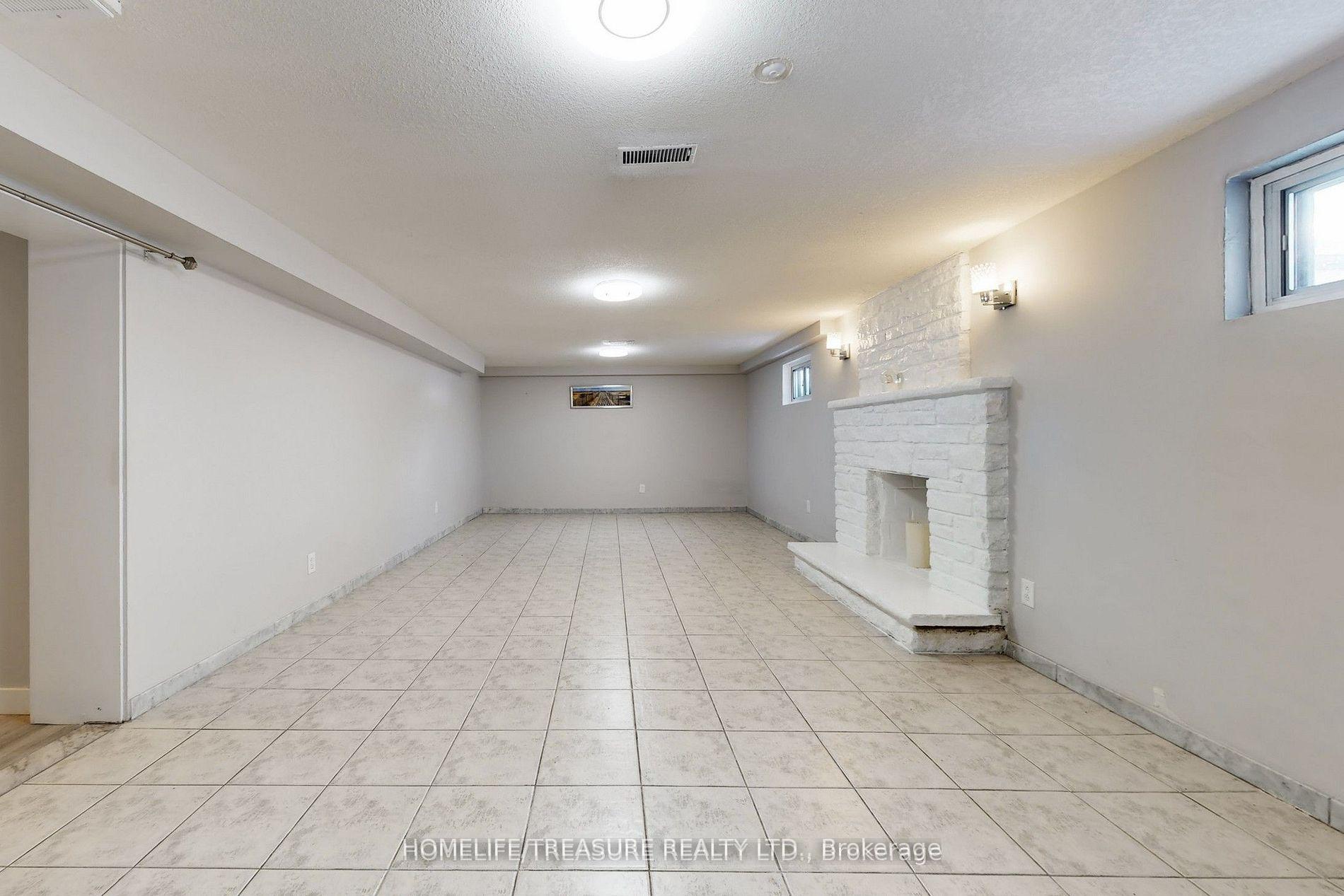 Photo 25 of 19 Brampton Road, Etobicoke, Willowridge-Martingrove-Richview — HOMEH