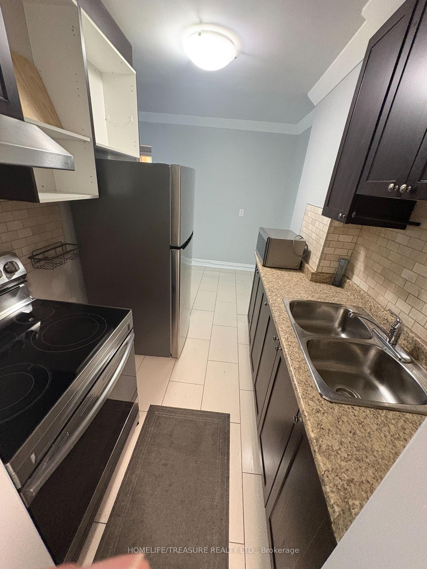 Photo 3 of Unit 1, 21 scarlett Road, Toronto, Rockcliffe-Smythe — HOMEH