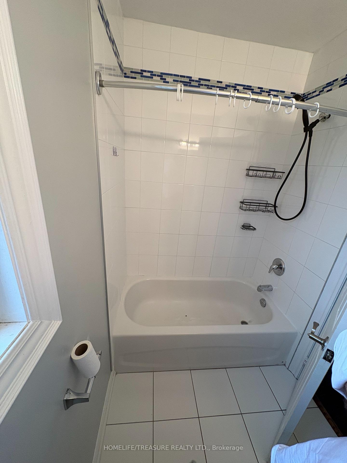 Photo 8 of Unit 1, 21 scarlett Road, Toronto, Rockcliffe-Smythe — HOMEH