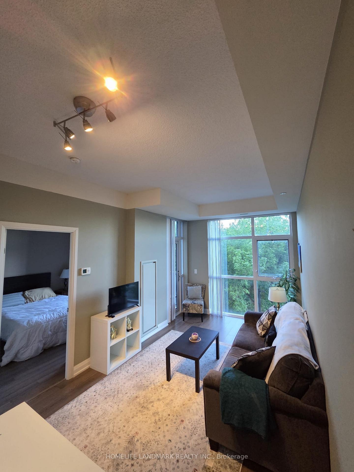 Photo 2 of Unit 236, 8763 Bayview Avenue, Richmond Hill, Doncrest — HOMEH