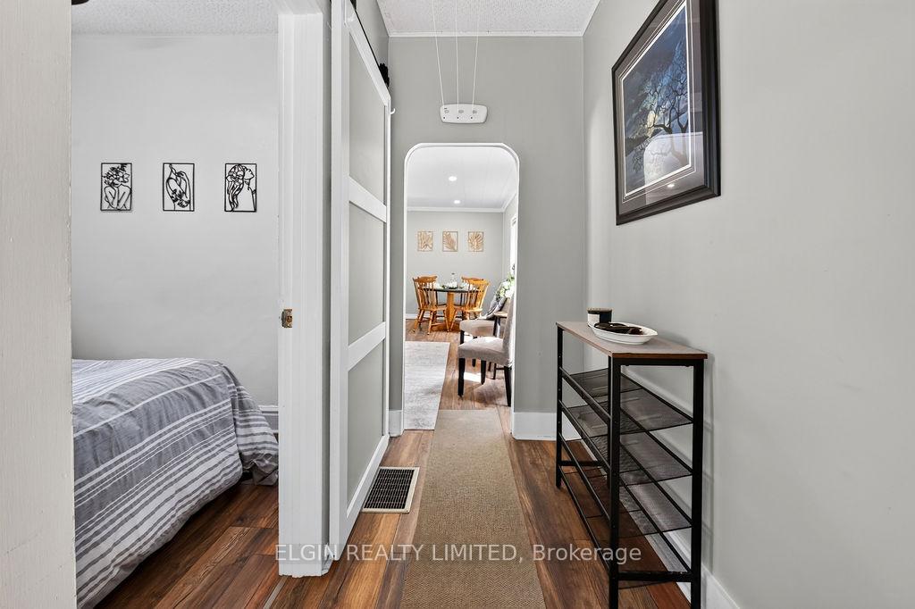 Photo 7 of 28 Walnut Street, St. Thomas — HOMEH