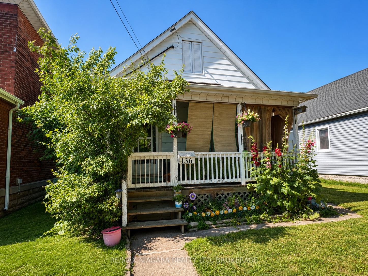 Photo 1 of 136 Regent Street, Welland, Welland Downtown — HOMEH