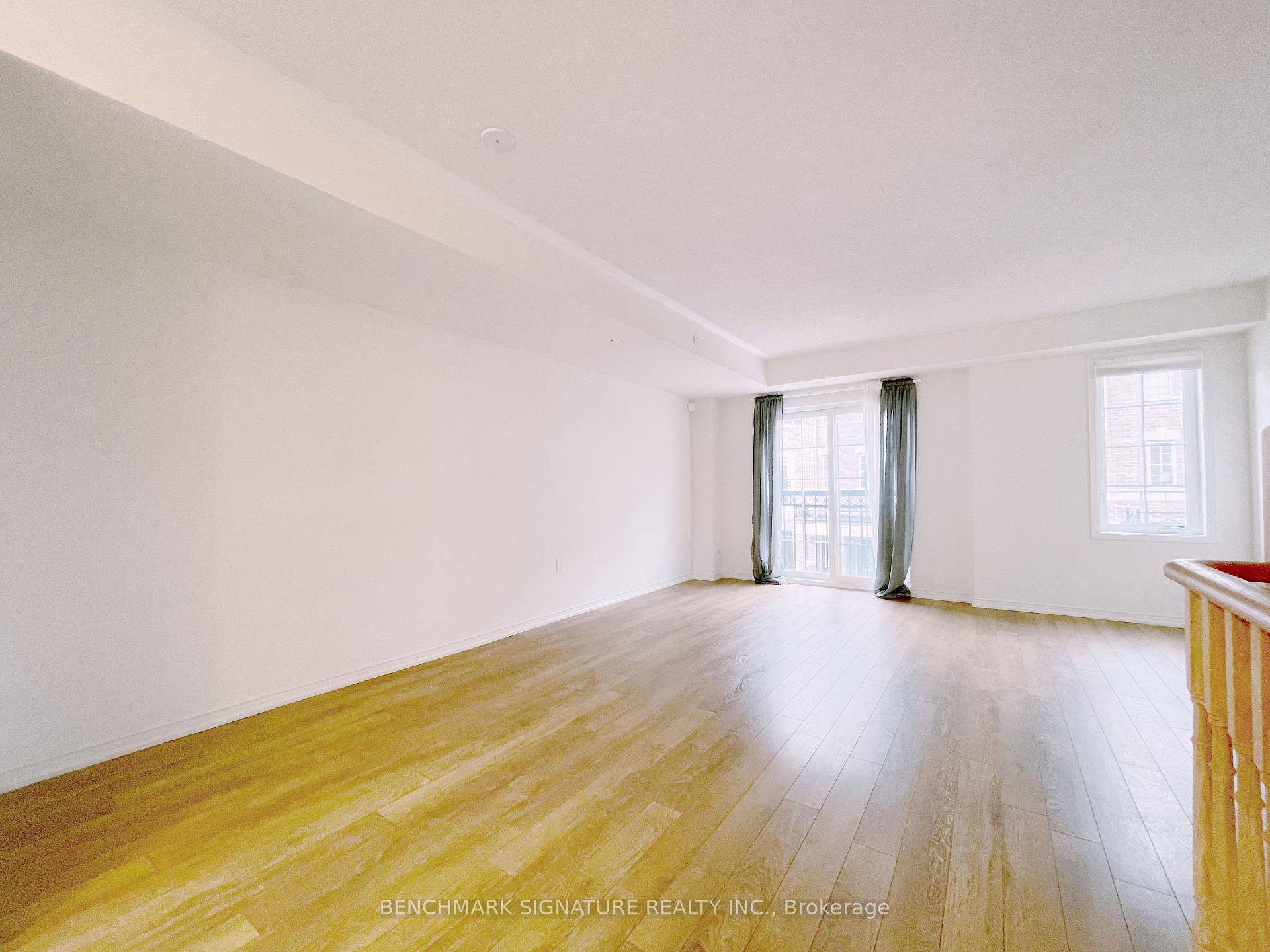Photo 2 of 143 Giboulee Path, Oshawa, Windfields — HOMEH