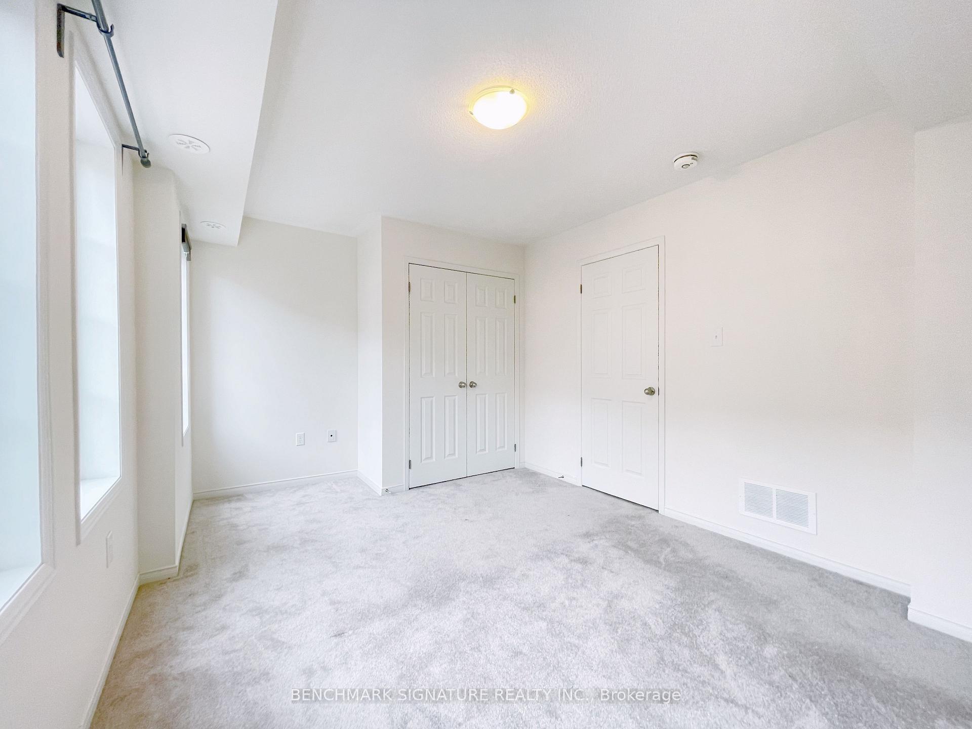 Photo 5 of 143 Giboulee Path, Oshawa, Windfields — HOMEH