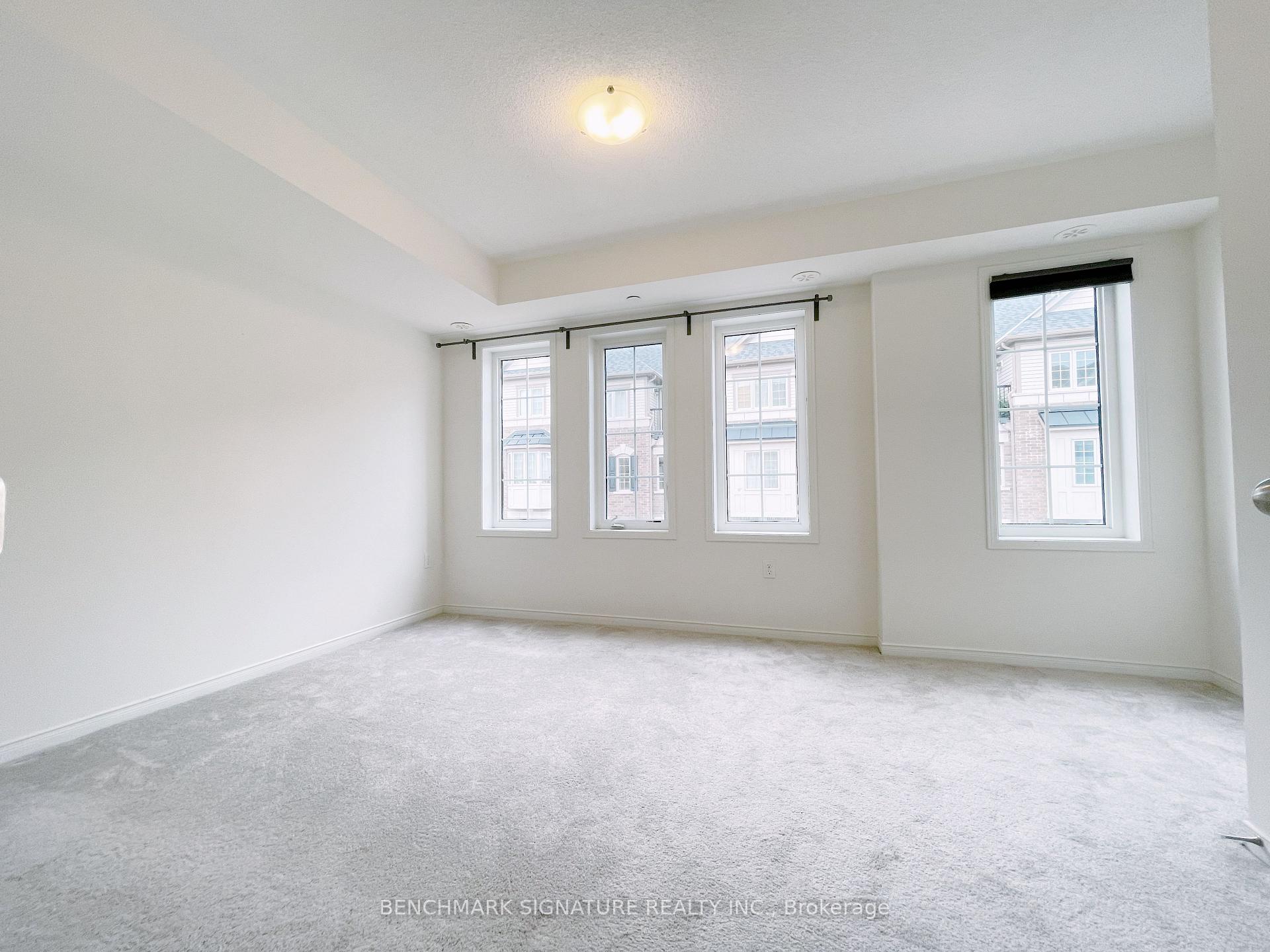 Photo 8 of 143 Giboulee Path, Oshawa, Windfields — HOMEH
