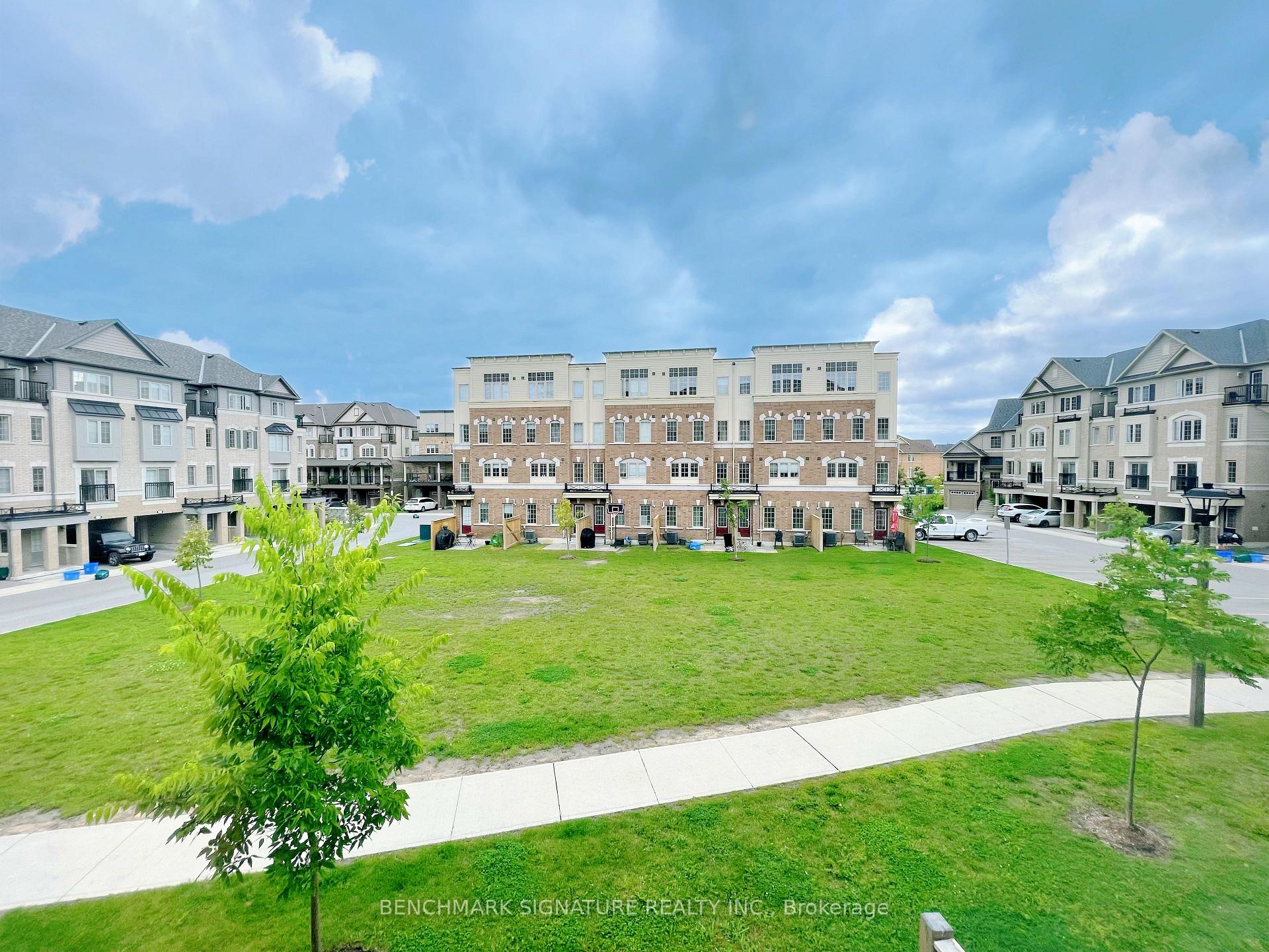 Photo 15 of 143 Giboulee Path, Oshawa, Windfields — HOMEH