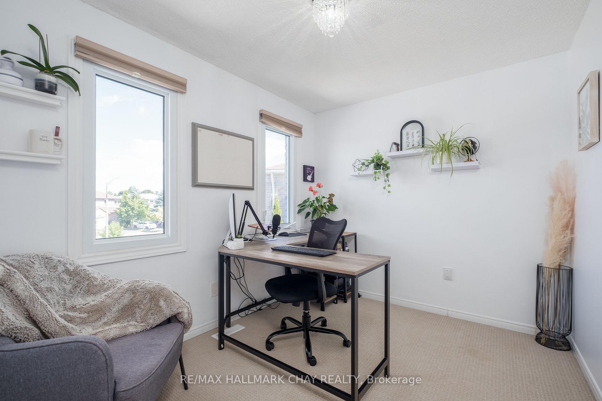 Photo 18 of 54 Wallace Drive, Barrie, Northwest — HOMEH