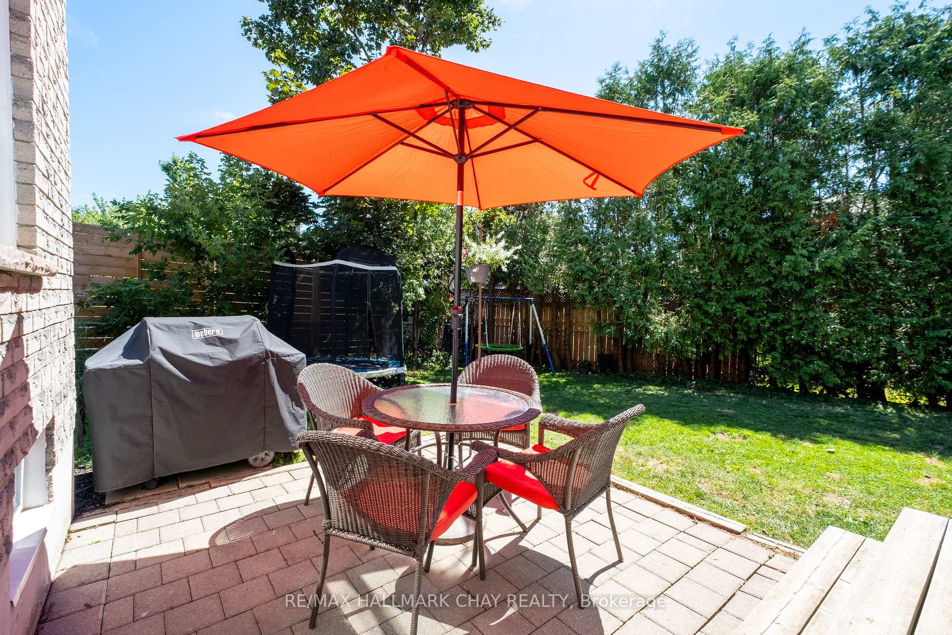 Photo 24 of 54 Wallace Drive, Barrie, Northwest — HOMEH