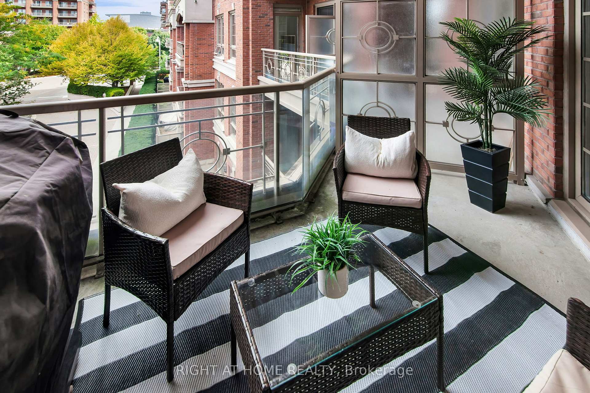 Photo 28 of Unit 306, 20 Burkebrook Place, North York, Bridle Path-Sunnybrook-York Mills — HOMEH