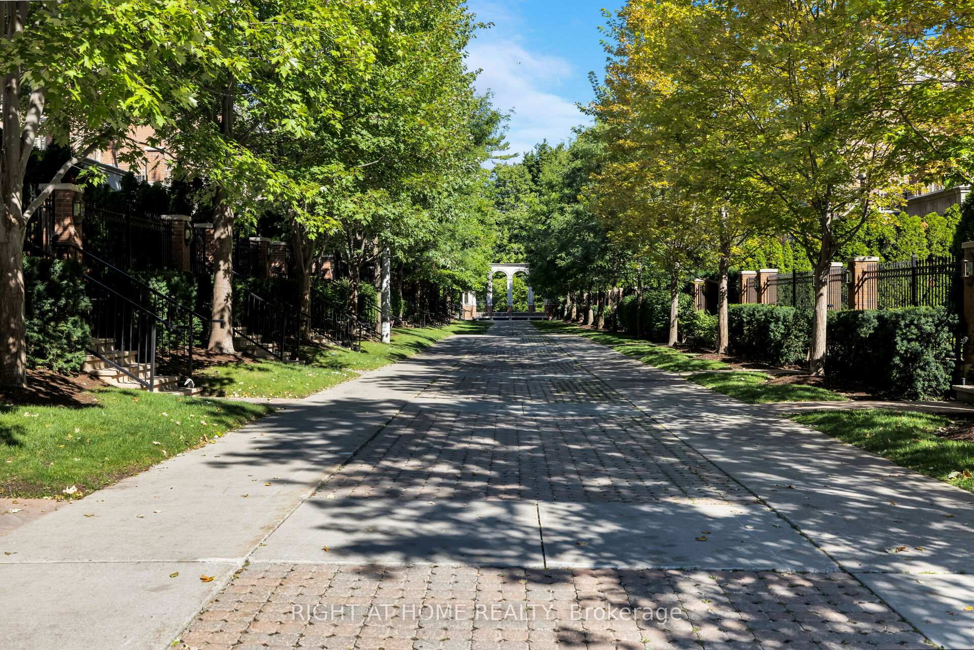 Photo 42 of Unit 306, 20 Burkebrook Place, North York, Bridle Path-Sunnybrook-York Mills — HOMEH