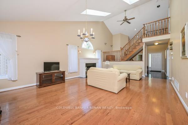 Photo 5 of Unit 30, 43 Briar Gate, New Tecumseth, Rural New Tecumseth — HOMEH