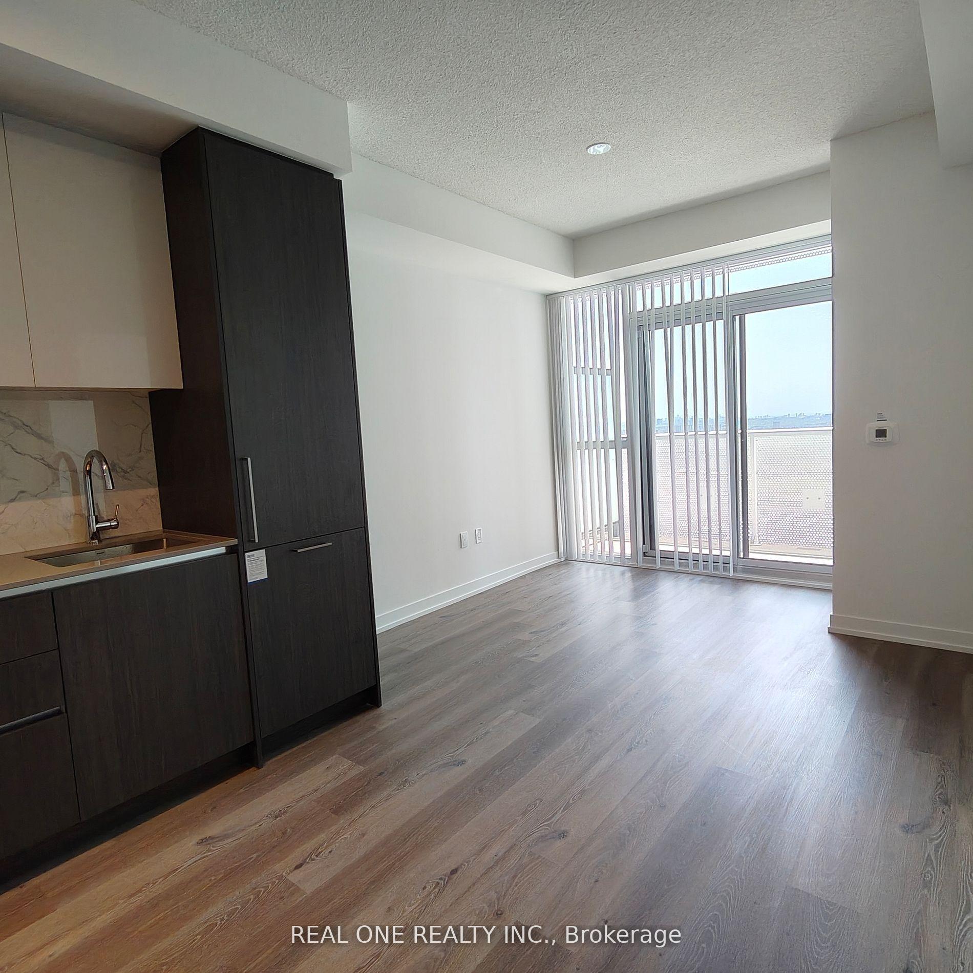 Photo 11 of Unit 4005, 225 Commerce Street, Vaughan, Vaughan Corporate Centre — HOMEH