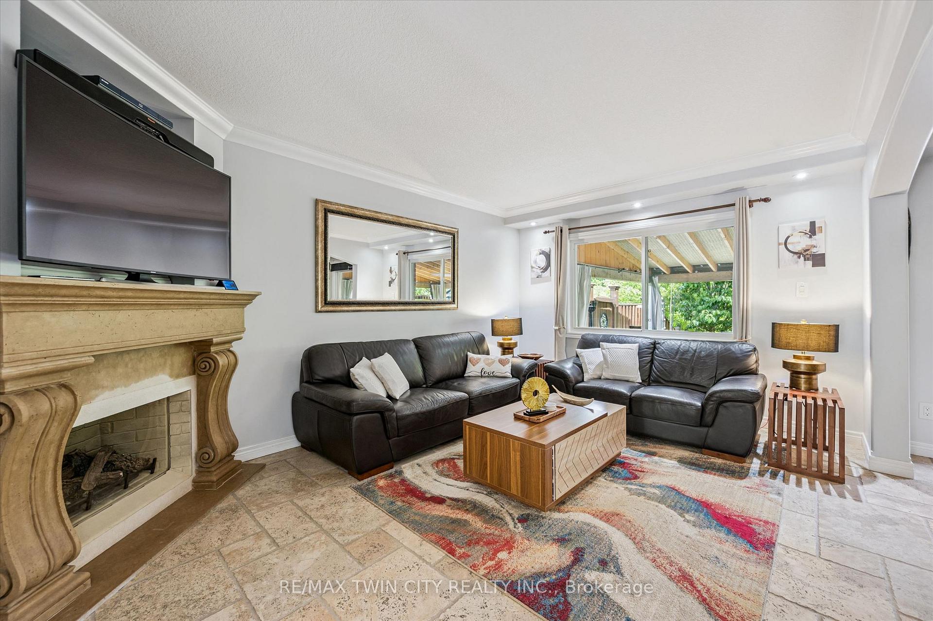 Photo 8 of Unit 27, 30 Bryan Court, Kitchener, Idlewood — HOMEH