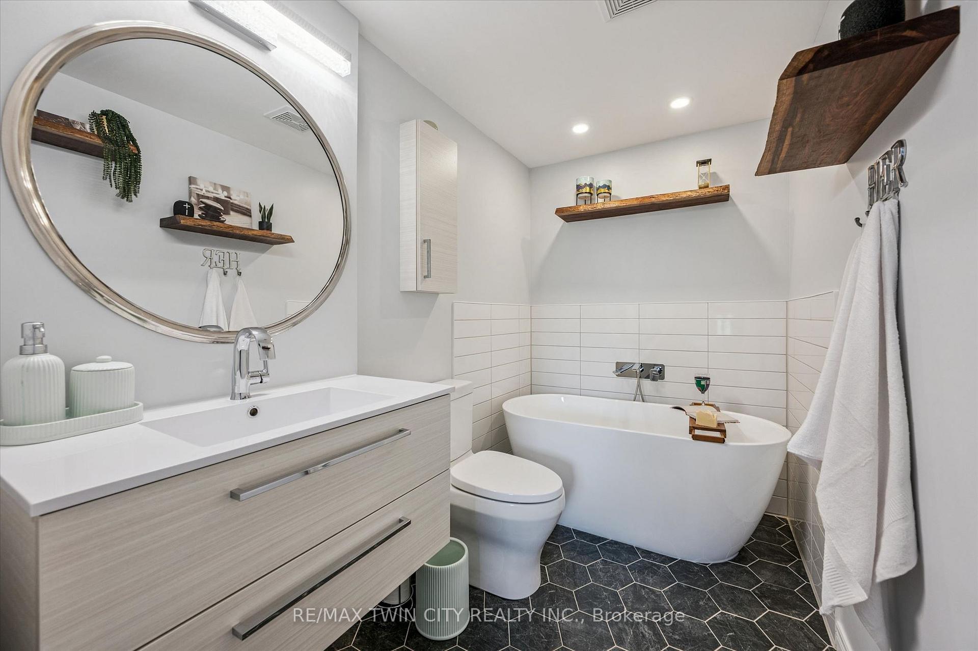 Photo 19 of Unit 27, 30 Bryan Court, Kitchener, Idlewood — HOMEH