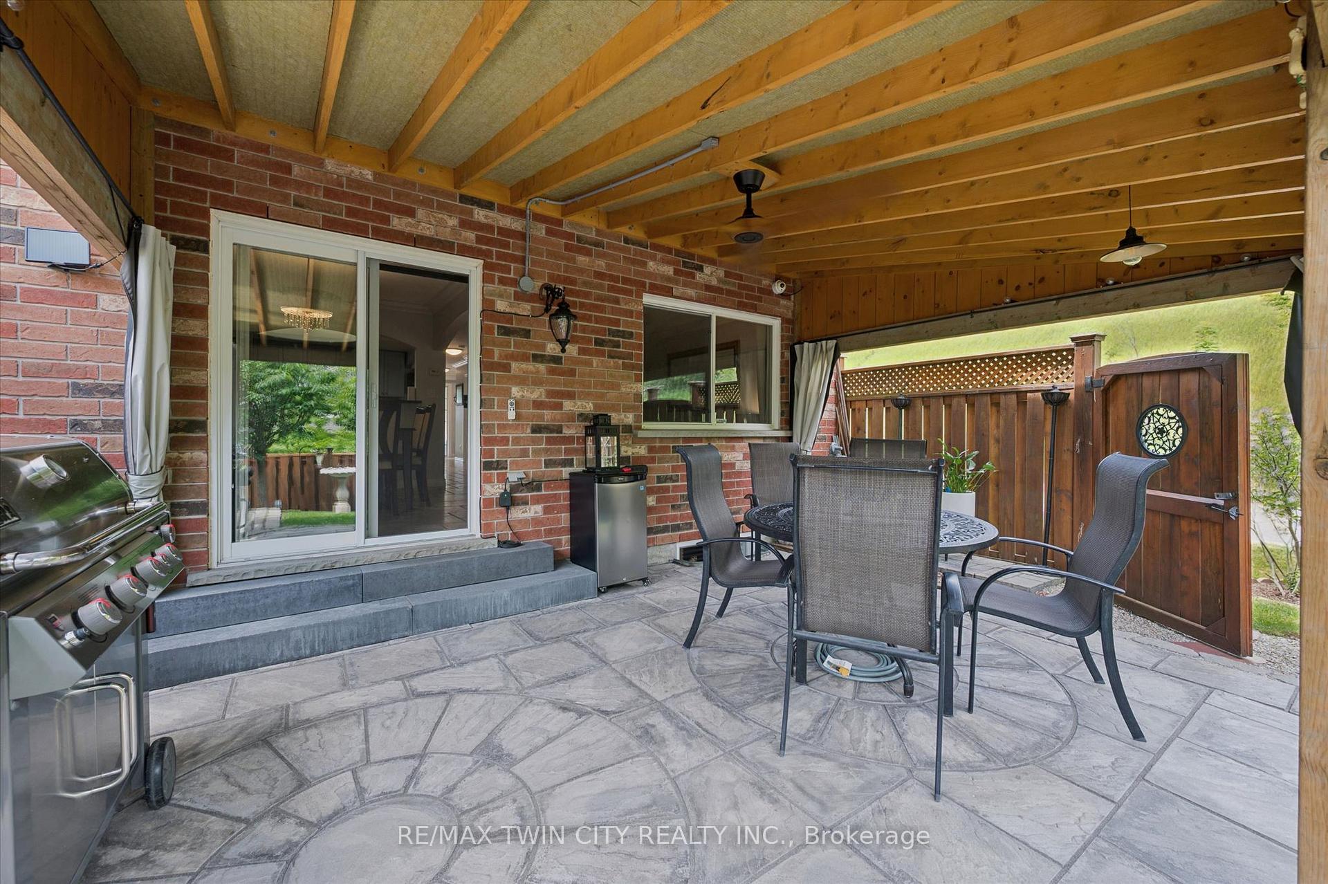 Photo 23 of Unit 27, 30 Bryan Court, Kitchener, Idlewood — HOMEH