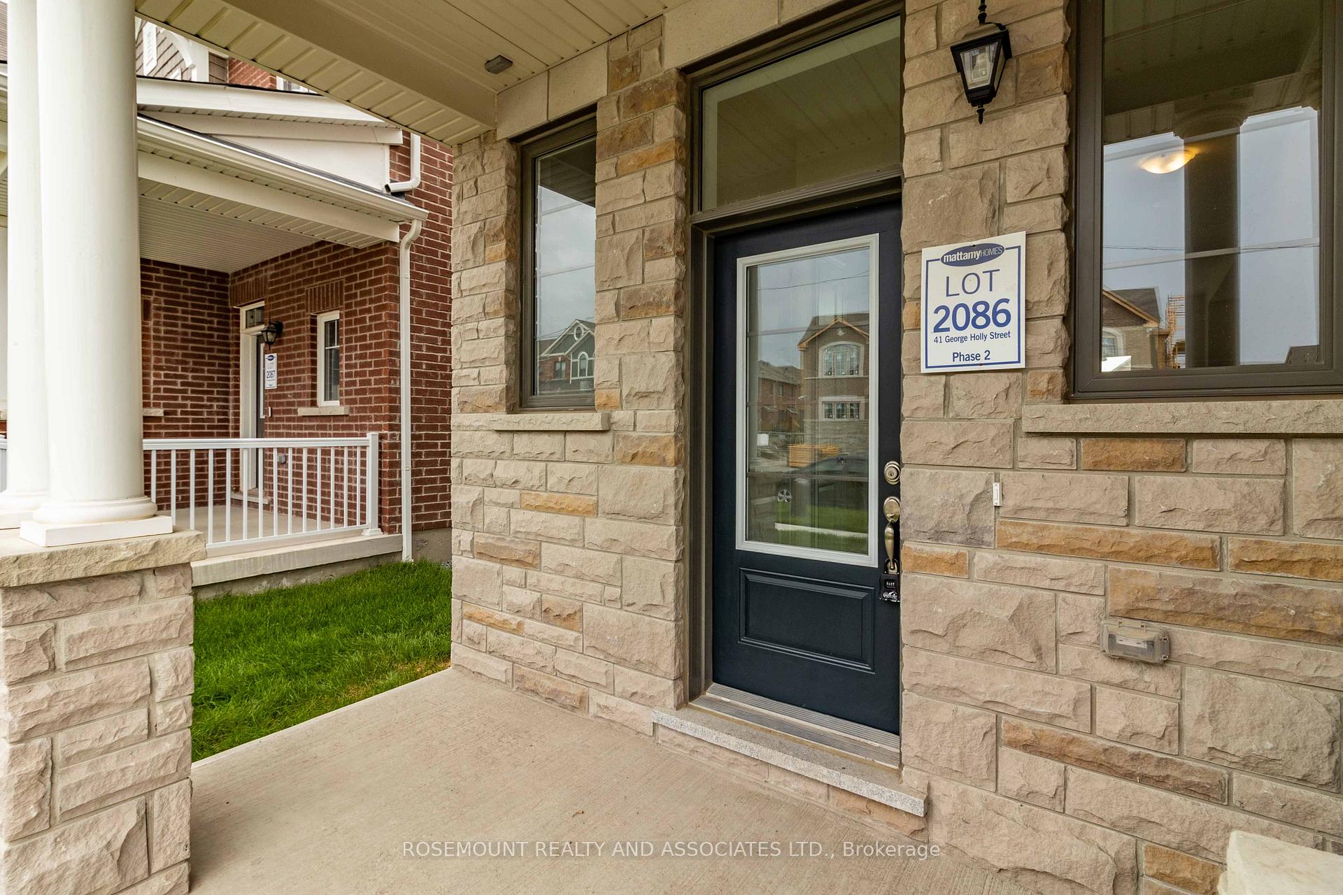 Photo 4 of 41 George Holley Street, Whitby, Rural Whitby — HOMEH