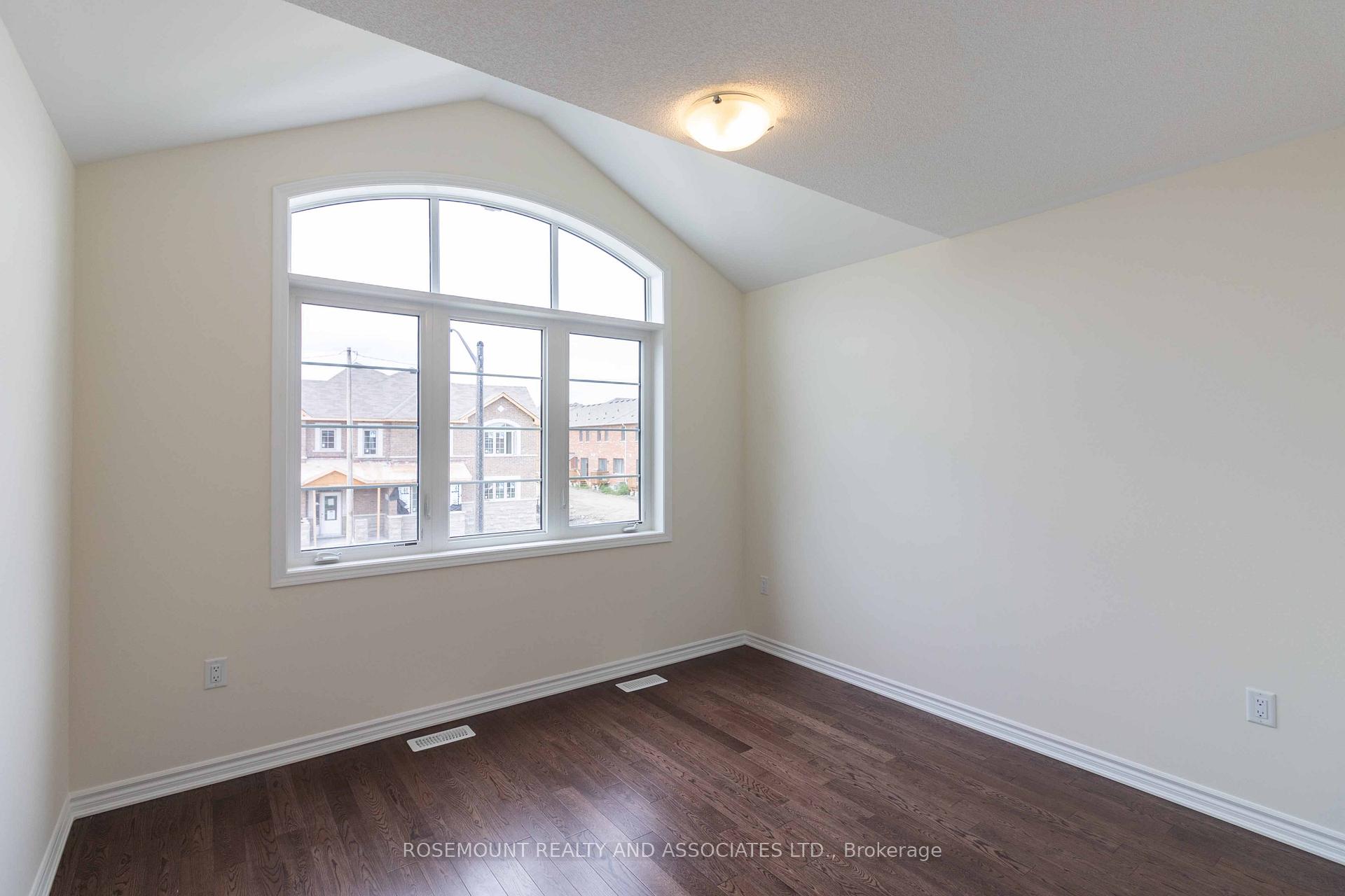 Photo 17 of 41 George Holley Street, Whitby, Rural Whitby — HOMEH