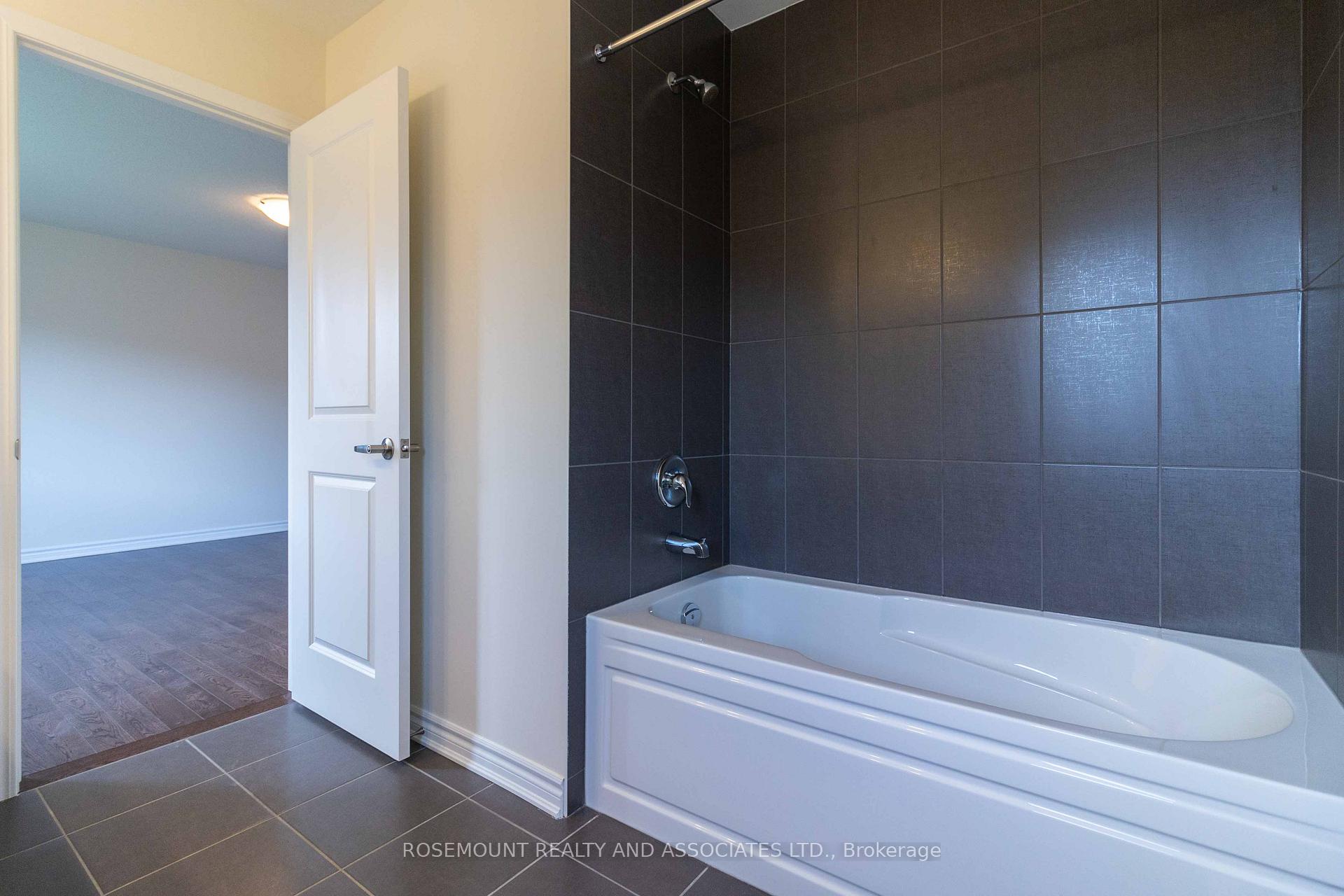 Photo 35 of 41 George Holley Street, Whitby, Rural Whitby — HOMEH
