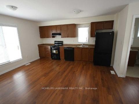 Photo 4 of Unit Coachhouse, 290 Cornell Centre Boulevard, Markham, Cornell — HOMEH