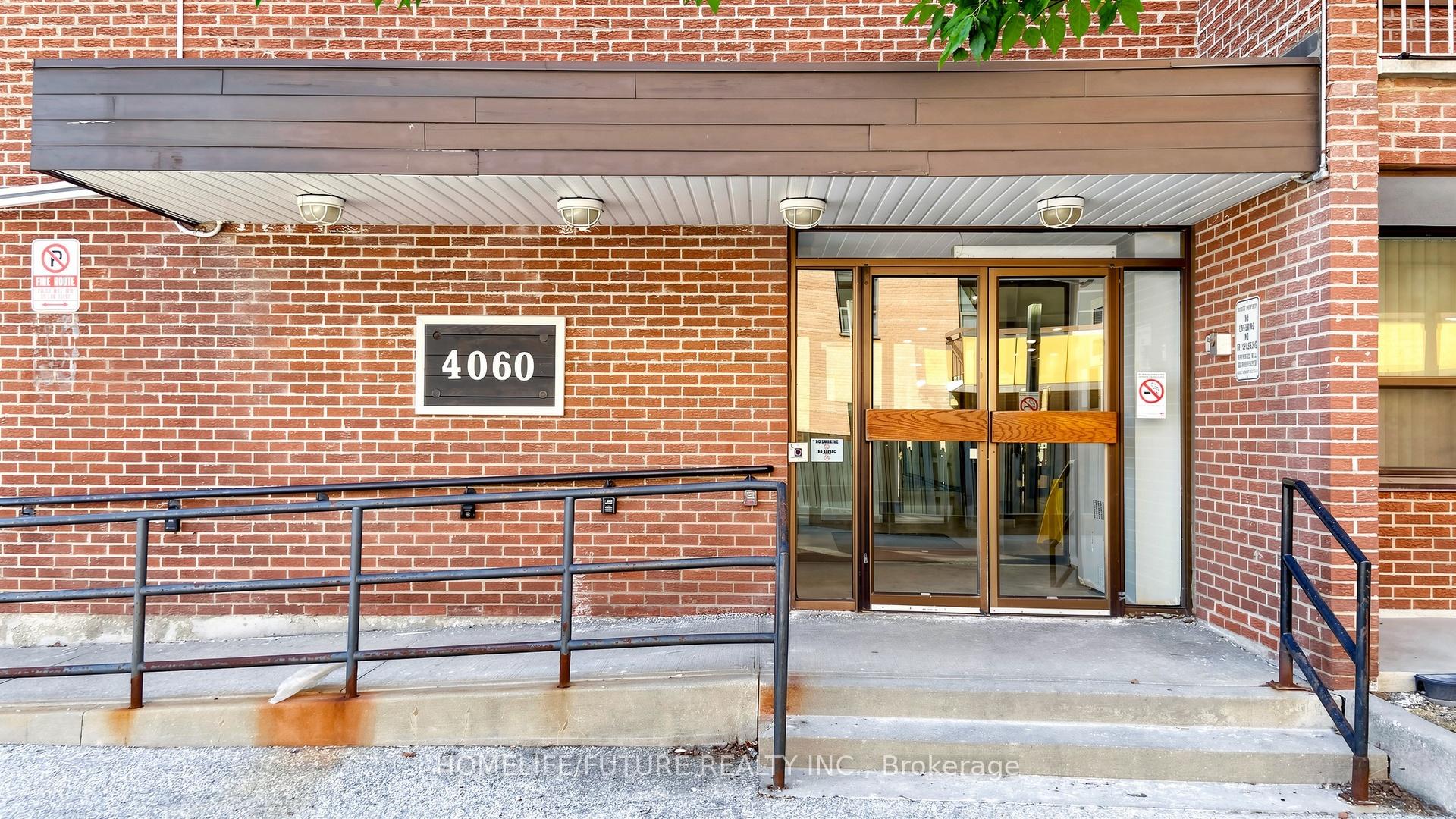 Photo 5 of Unit 204, 4060 Lawrence Avenue E, Scarborough, West Hill — HOMEH
