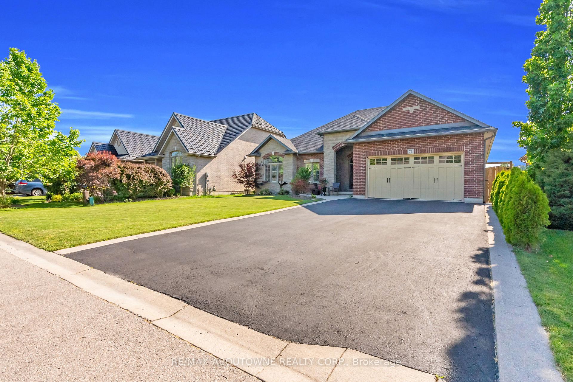 Photo 3 of 71 Newport Lane, Norfolk, Port Dover — HOMEH