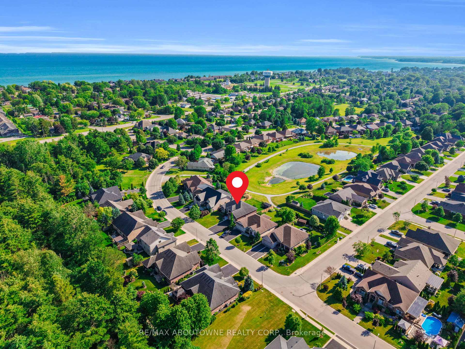 Photo 8 of 71 Newport Lane, Norfolk, Port Dover — HOMEH